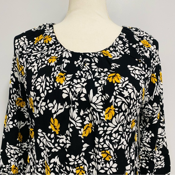 FRNCH Small/Medium Black Gold Floral Crepe Blouse Back Zipper Fairycore Cottage - Picture 3 of 16